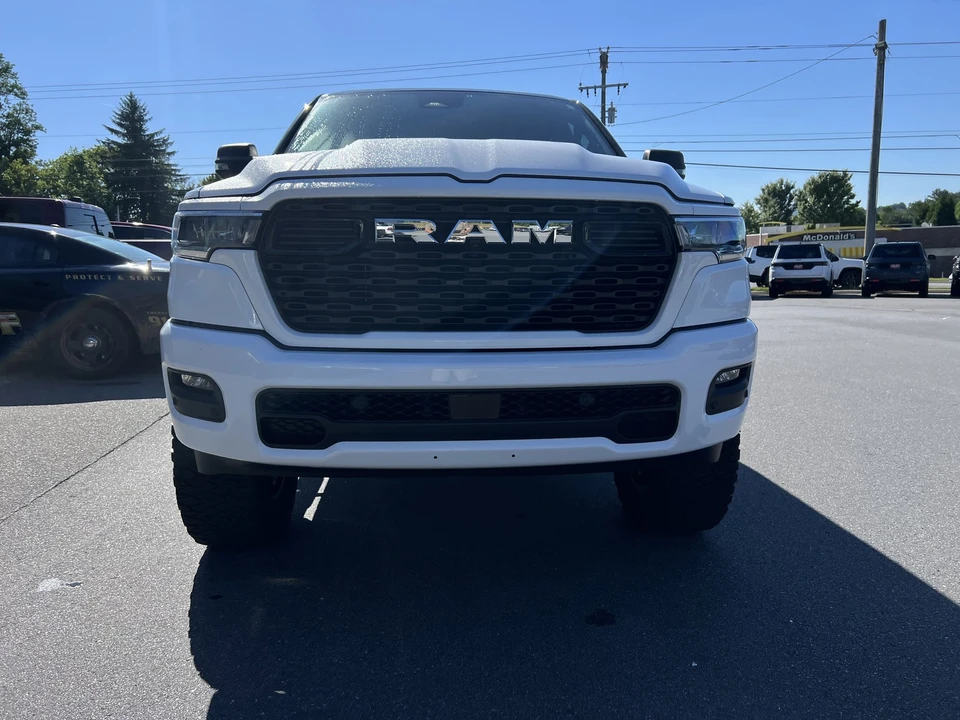 2025 Ram 1500 2nd Gen - Image 5 of 31