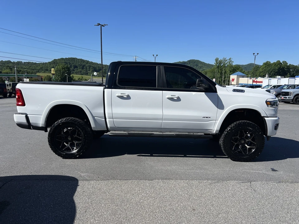 2025 Ram 1500 2nd Gen - Image 4 of 31