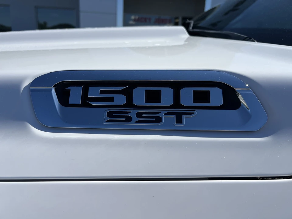 2025 Ram 1500 2nd Gen - Image 7 of 31