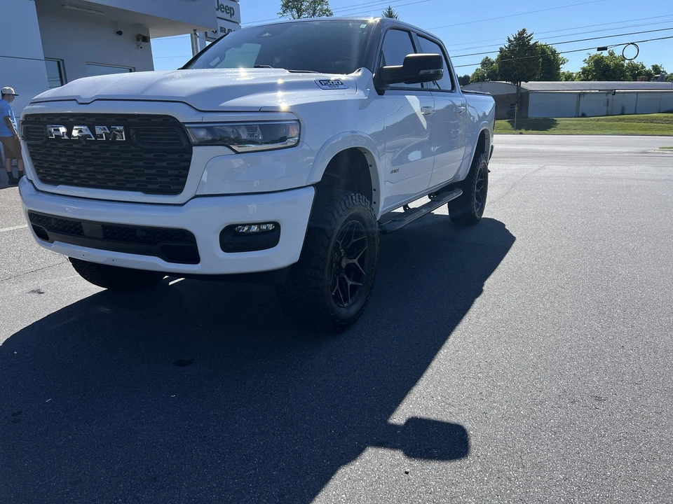 2025 Ram 1500 2nd Gen - Image 6 of 31