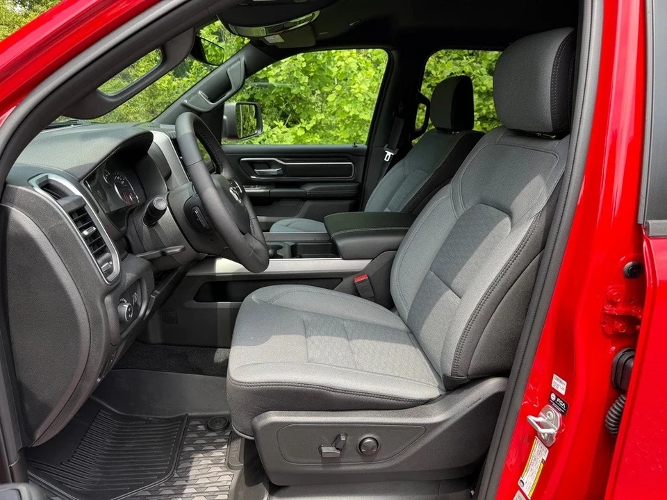 2025 Ram 1500 2nd Gen - Image 16 of 21