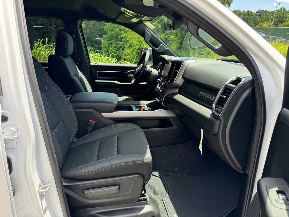 2025 Ram 1500 2nd Gen - Image 18 of 21