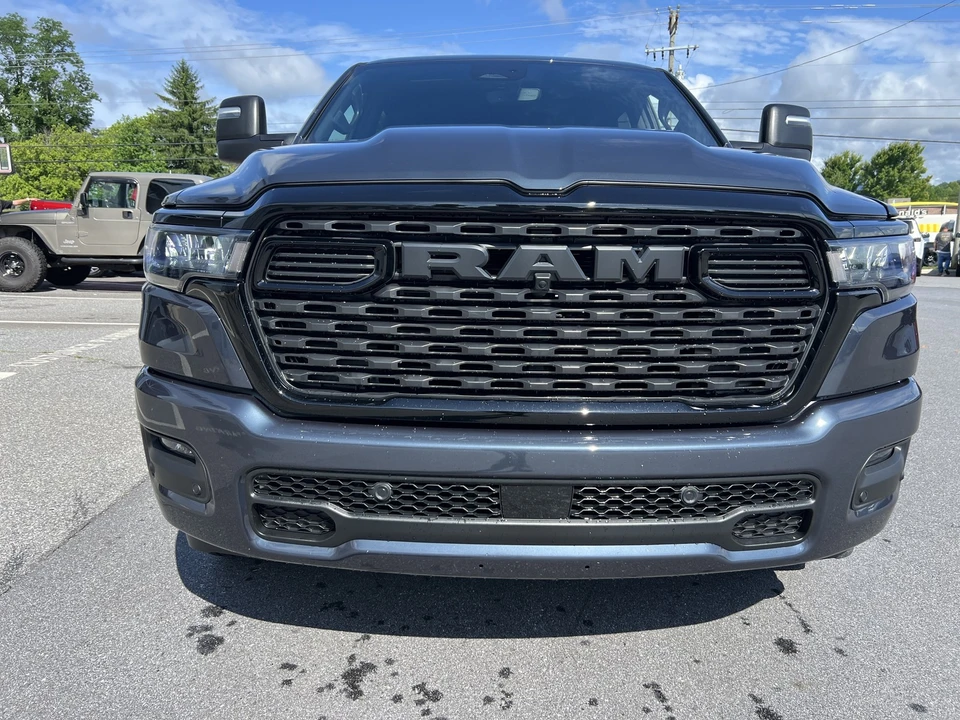 2025 Ram 1500 2nd Gen - Image 5 of 31