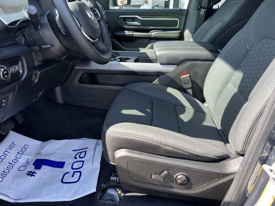 2025 Ram 1500 2nd Gen - Image 17 of 31