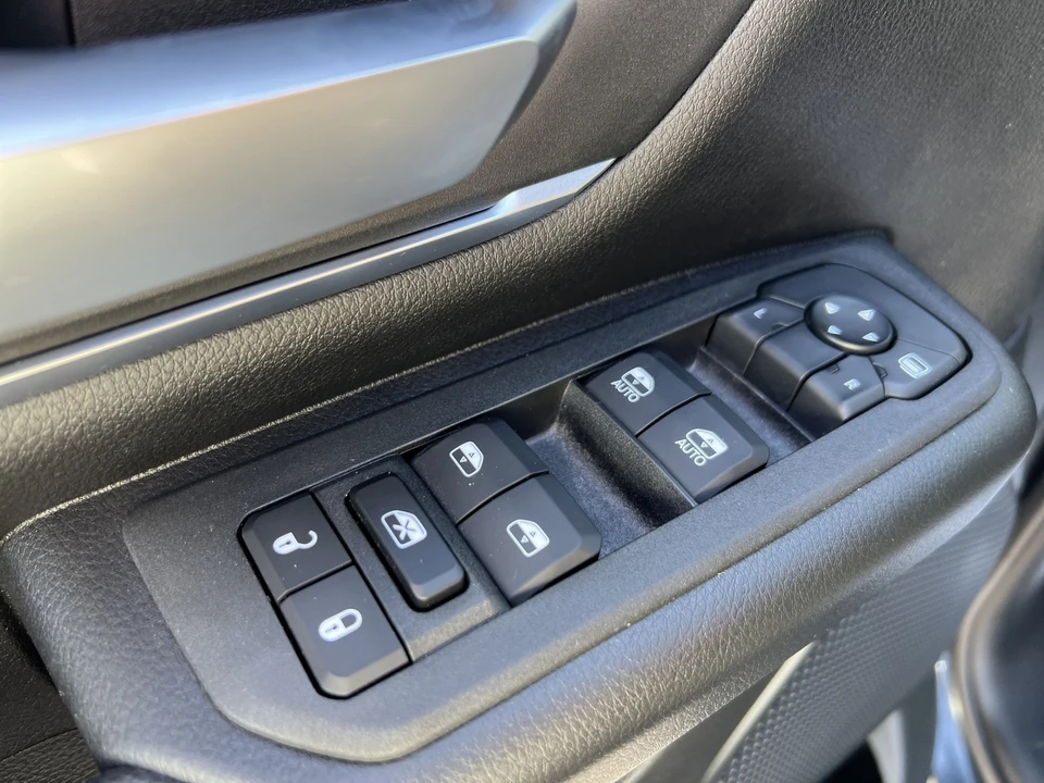 2025 Ram 1500 2nd Gen - Image 16 of 31
