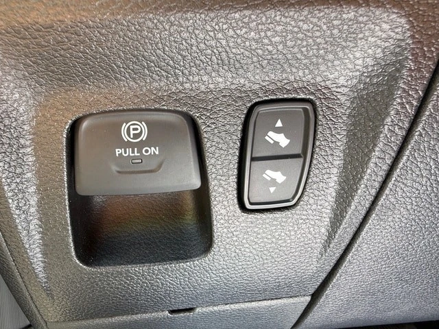 2025 Ram 1500 2nd Gen - Image 15 of 31