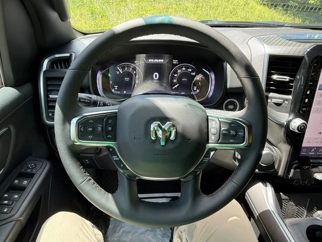 2025 Ram 1500 2nd Gen - Image 19 of 31