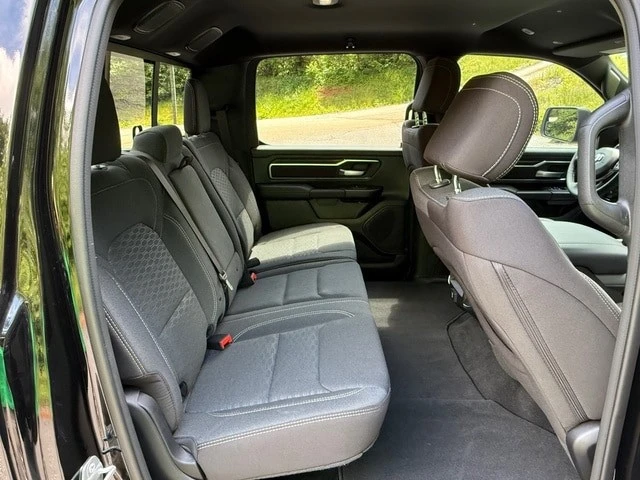 2025 Ram 1500 2nd Gen - Image 17 of 31