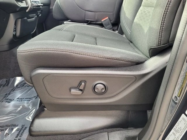 2025 Ram 1500 2nd Gen - Image 14 of 27