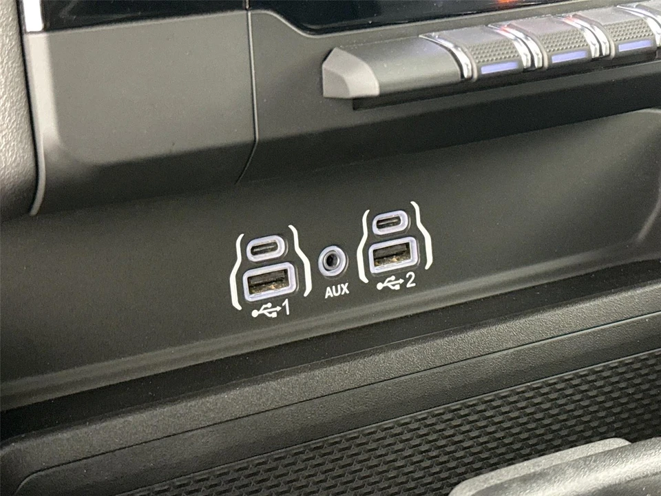 2025 Ram 1500 2nd Gen - Image 14 of 31
