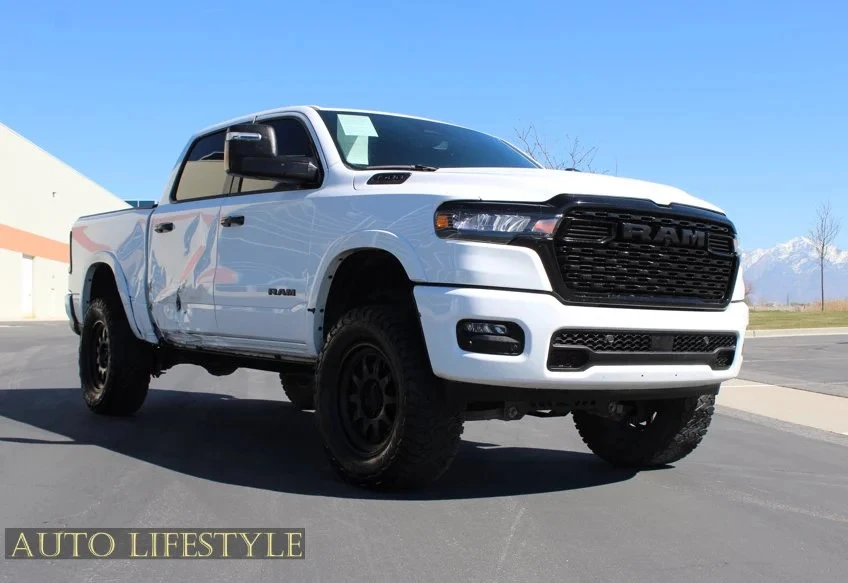 2025 Ram 1500 2nd Gen - Image 4 of 31