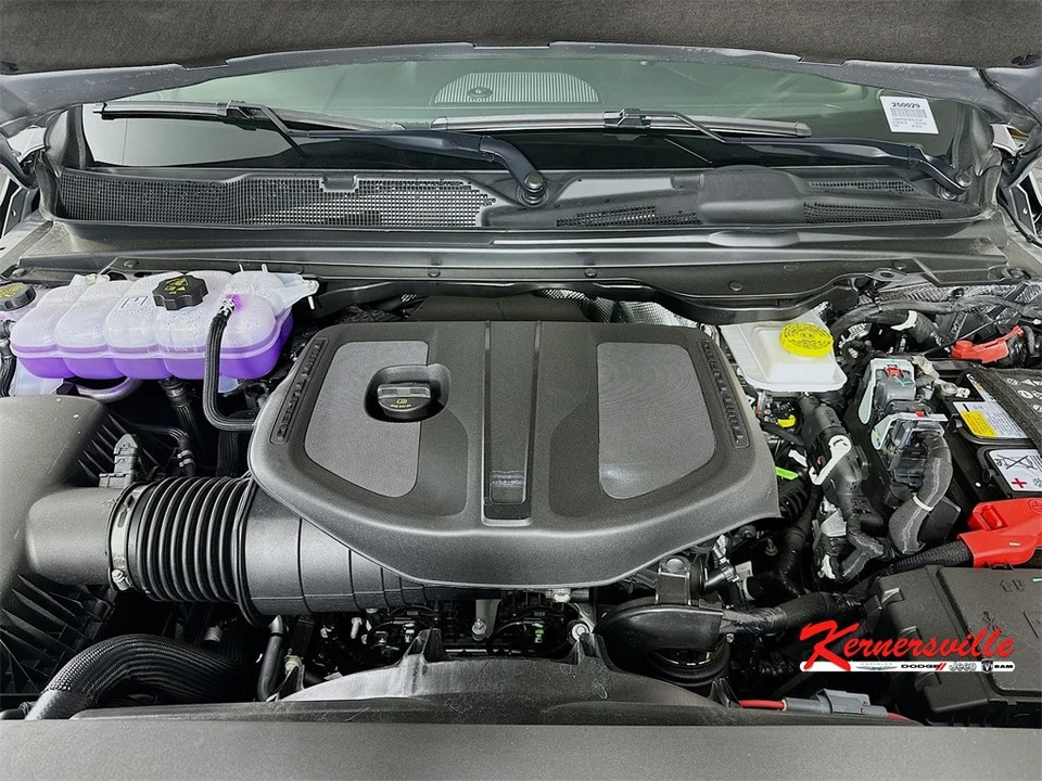 2025 Ram 1500 2nd Gen - Image 17 of 20