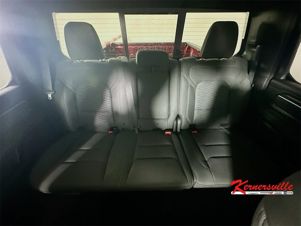 2025 Ram 1500 2nd Gen - Image 10 of 21