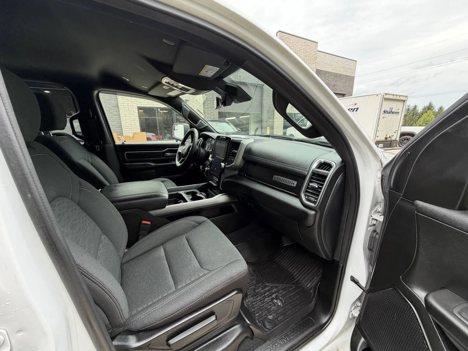 2025 Ram 1500 2nd Gen - Image 16 of 25