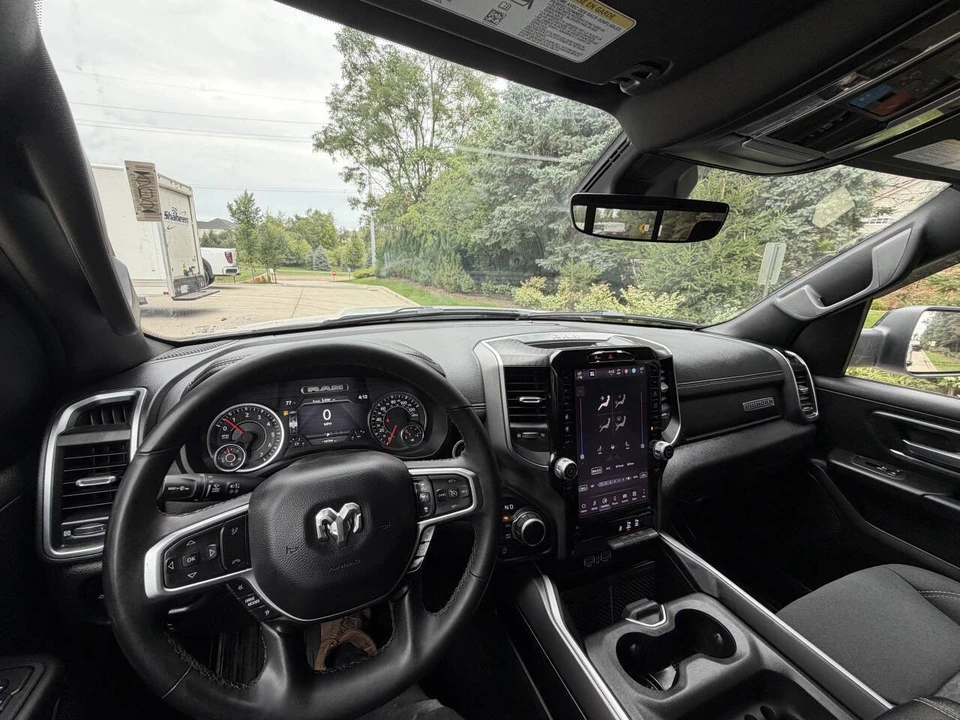 2025 Ram 1500 2nd Gen - Image 24 of 25