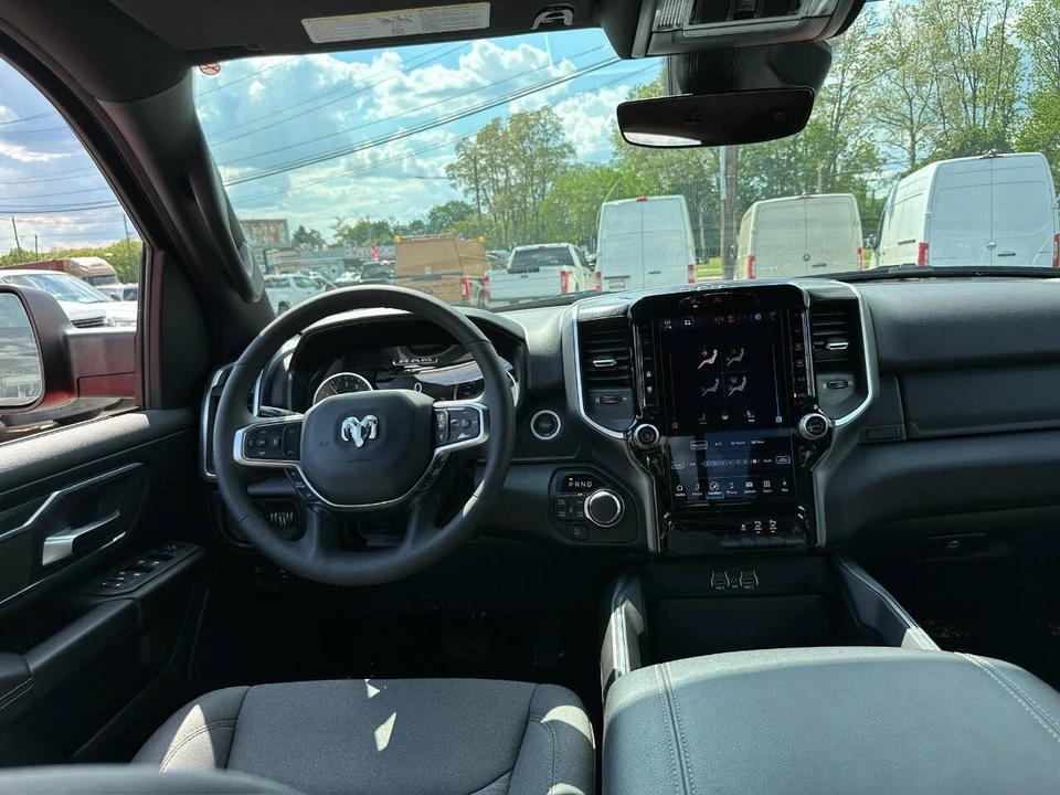 2025 Ram 1500 2nd Gen - Image 15 of 31