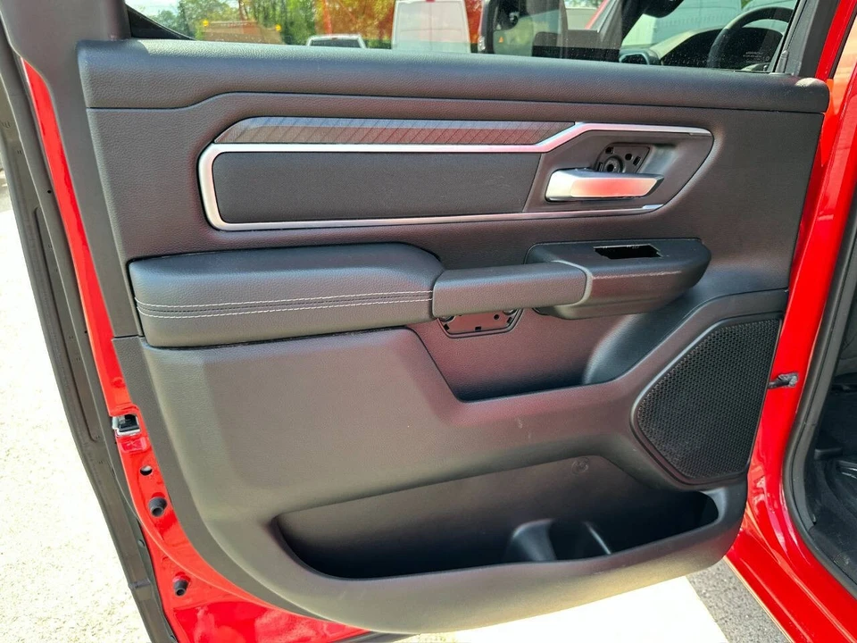 2025 Ram 1500 2nd Gen - Image 13 of 31
