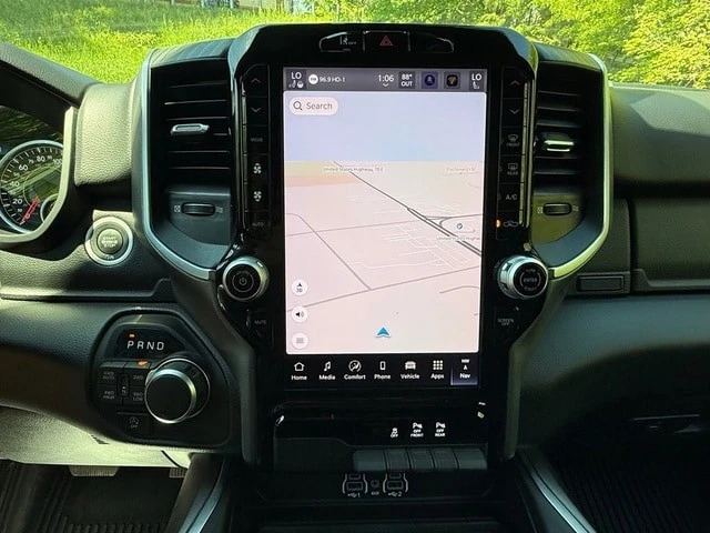 2025 Ram 1500 2nd Gen - Image 24 of 31