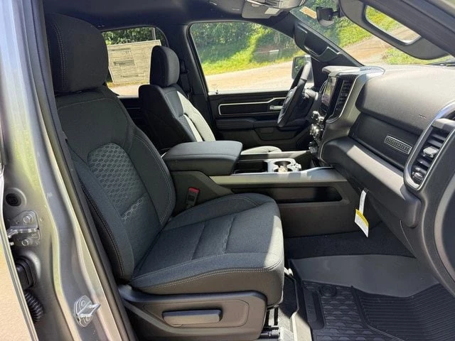 2025 Ram 1500 2nd Gen - Image 16 of 21