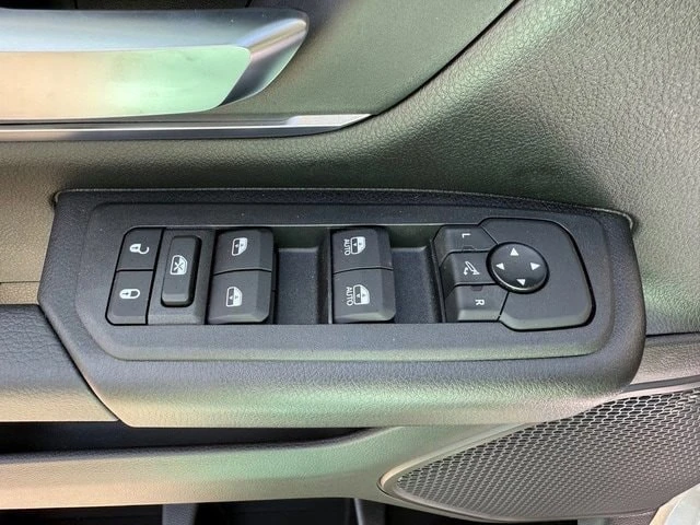 2025 Ram 1500 2nd Gen - Image 12 of 21