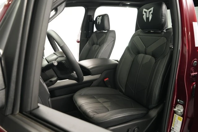 2025 Ram 1500 - Image 25 of 31