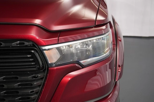 2025 Ram 1500 - Image 6 of 31