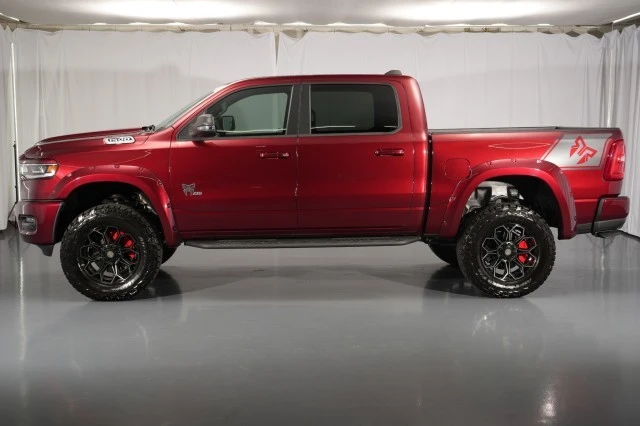 2025 Ram 1500 - Image 2 of 31