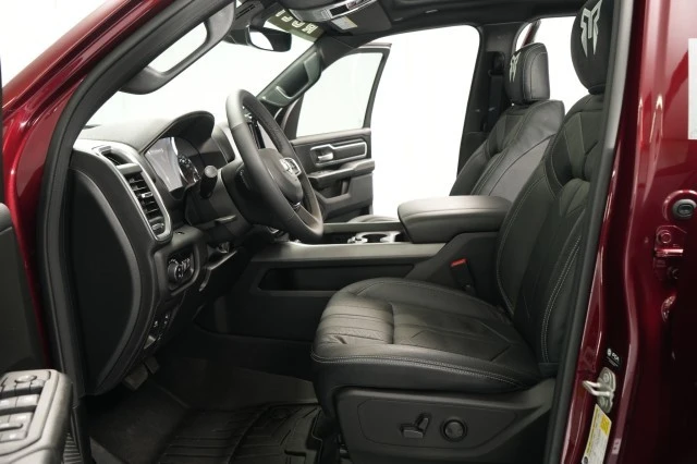 2025 Ram 1500 - Image 26 of 31