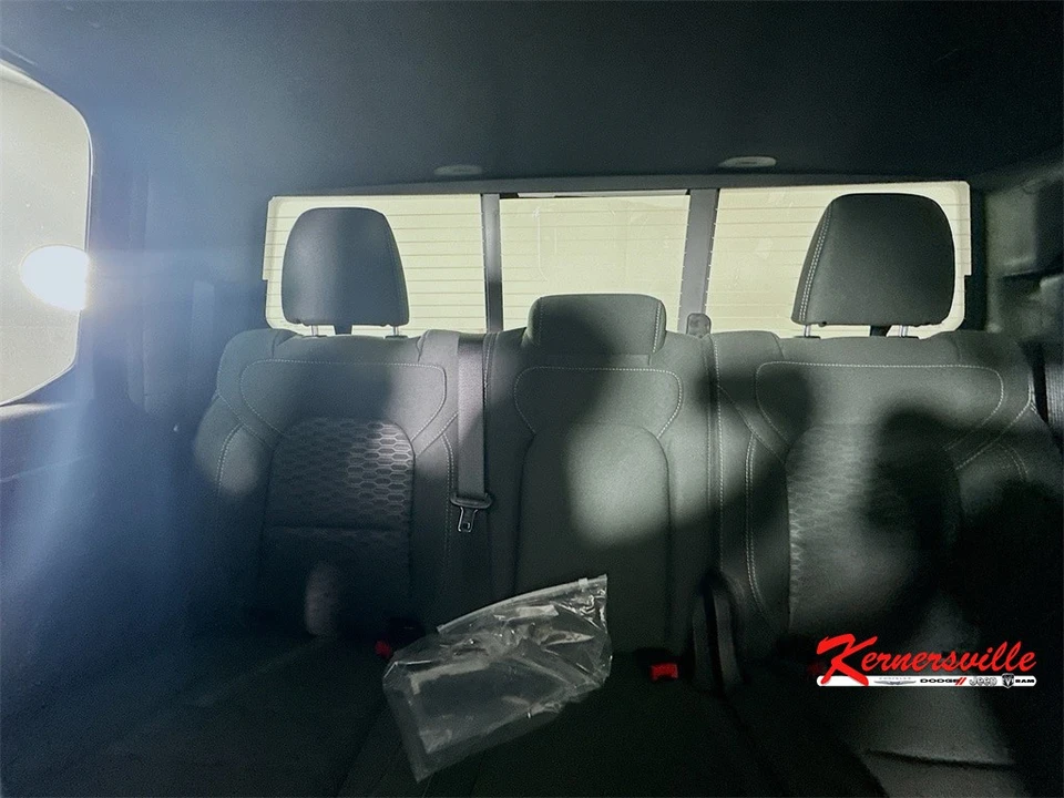 2025 Ram 1500 2nd Gen - Image 10 of 12
