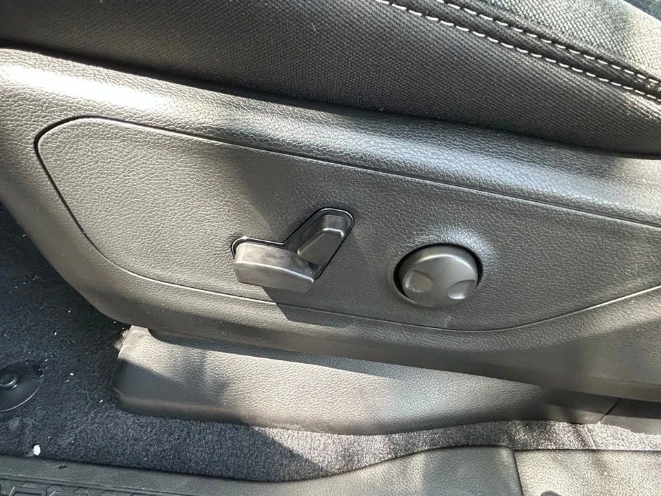 2025 Ram 1500 2nd Gen - Image 17 of 21