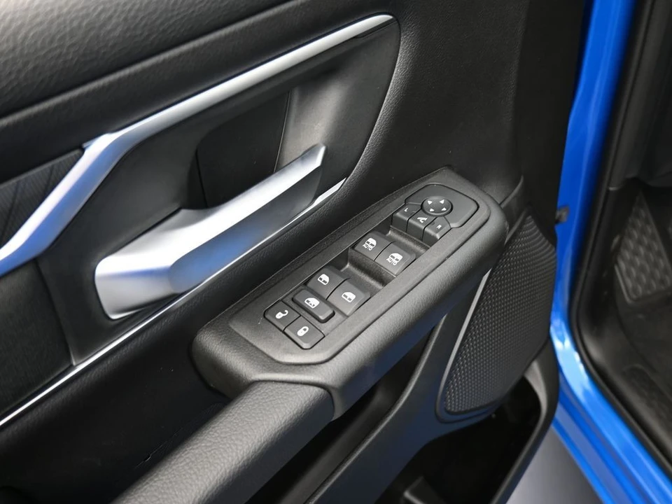 2025 Ram 1500 2nd Gen - Image 13 of 21