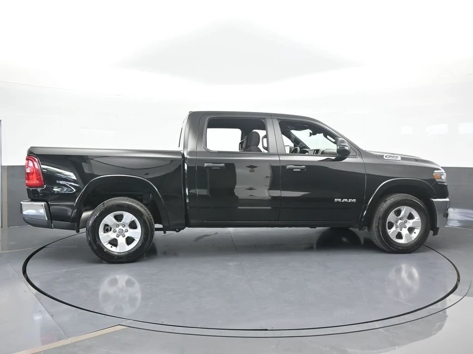2025 Ram 1500 2nd Gen - Image 7 of 12
