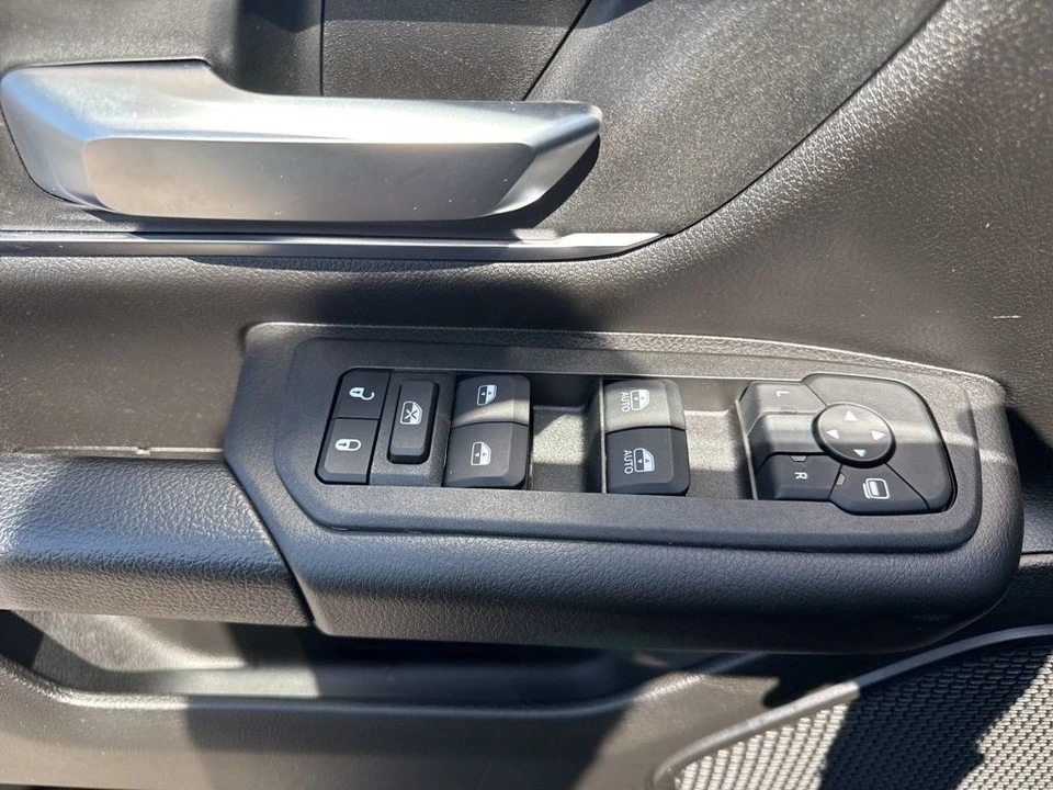 2025 Ram 1500 2nd Gen - Image 27 of 31