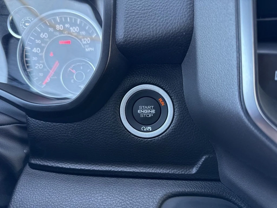 2025 Ram 1500 2nd Gen - Image 21 of 31