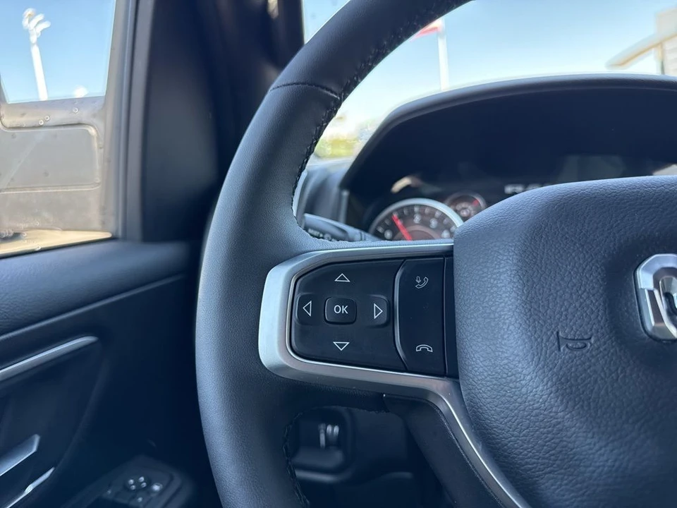 2025 Ram 1500 2nd Gen - Image 14 of 31