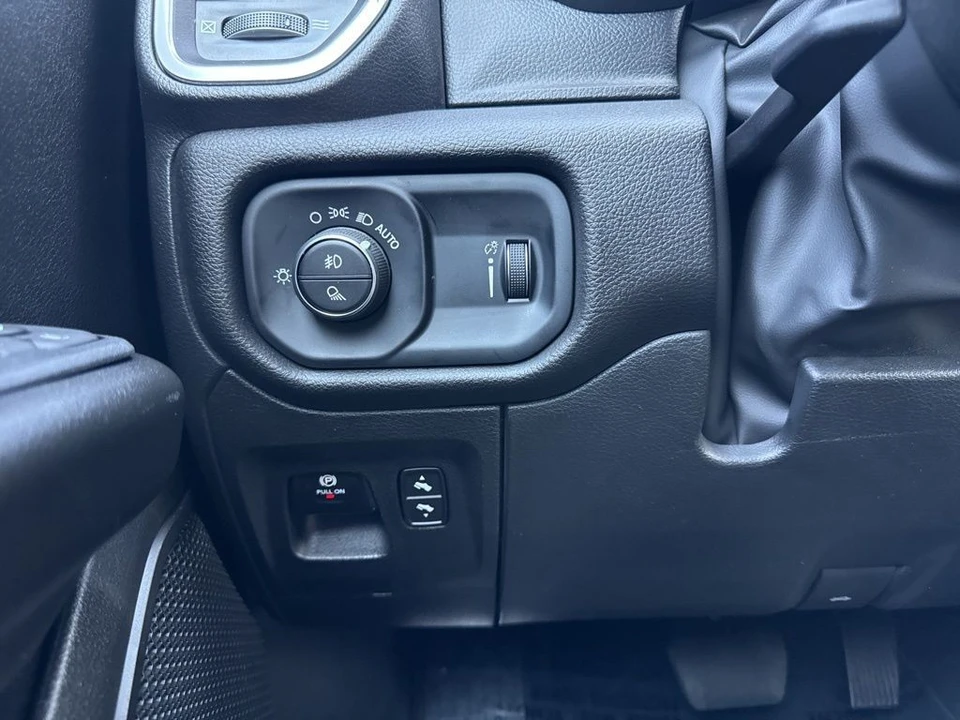 2025 Ram 1500 2nd Gen - Image 22 of 31