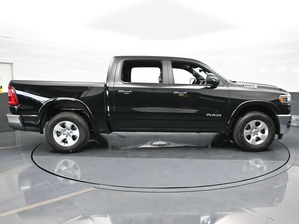 2025 Ram 1500 2nd Gen - Image 7 of 12