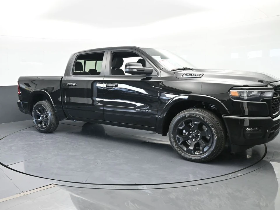 2025 Ram 1500 2nd Gen - Image 8 of 12
