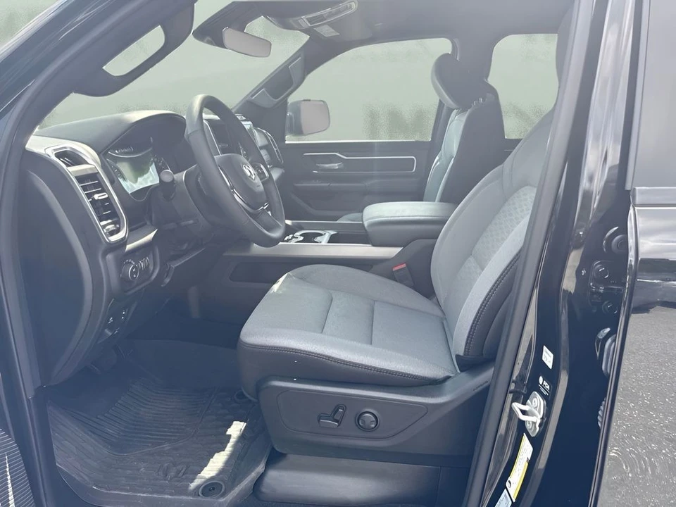 2025 Ram 1500 2nd Gen - Image 5 of 24