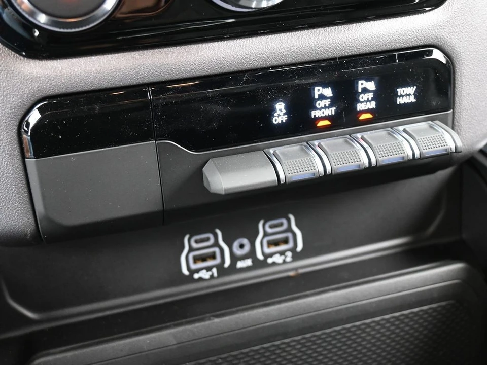 2025 Ram 1500 2nd Gen - Image 14 of 21