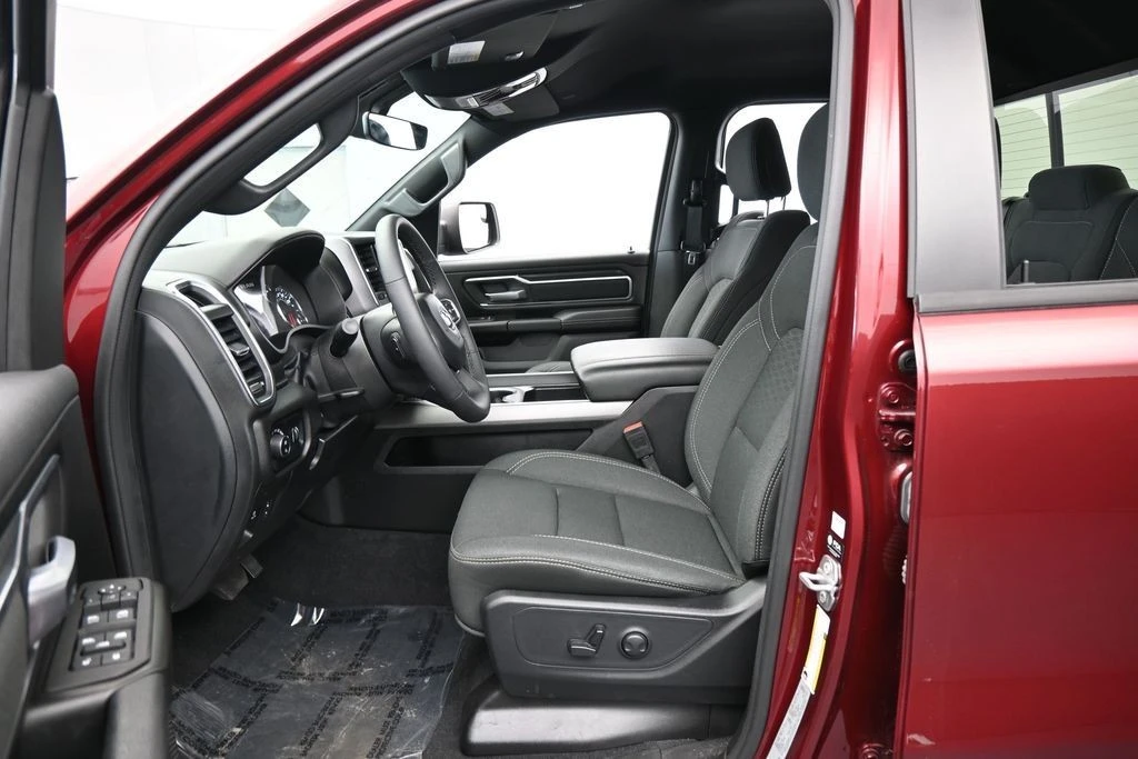 2025 Ram 1500 2nd Gen - Image 11 of 31