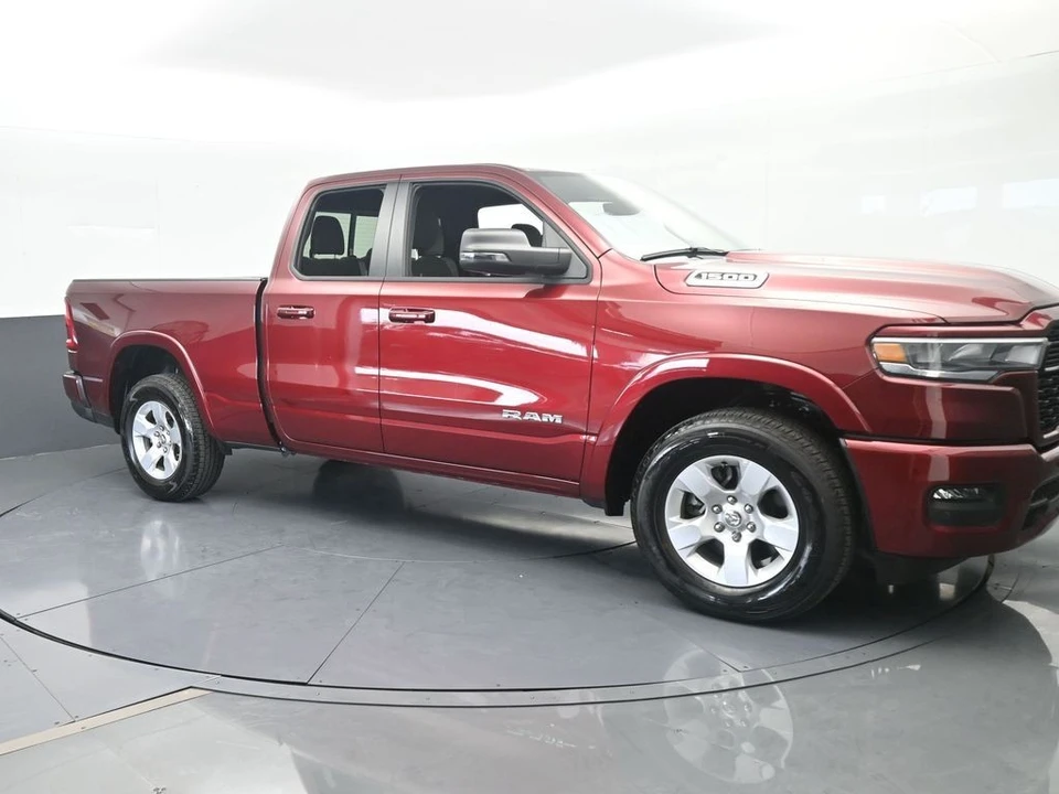 2025 Ram 1500 2nd Gen - Image 8 of 31