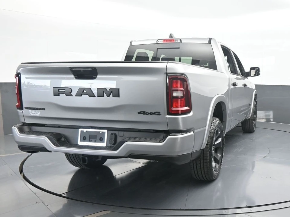 2025 Ram 1500 2nd Gen - Image 5 of 31