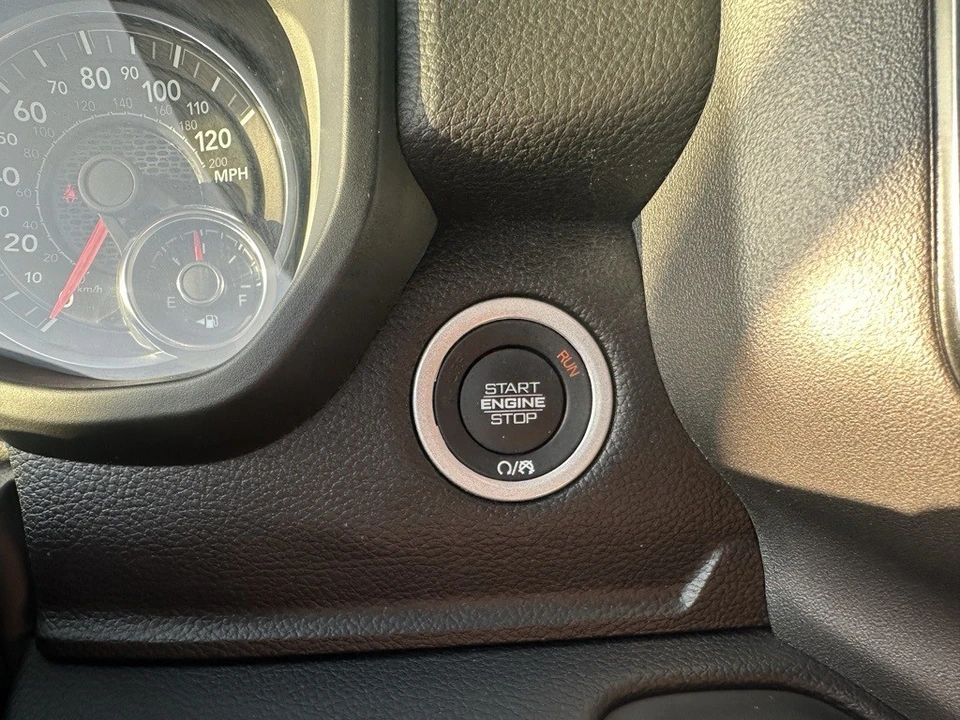 2025 Ram 1500 2nd Gen - Image 9 of 12
