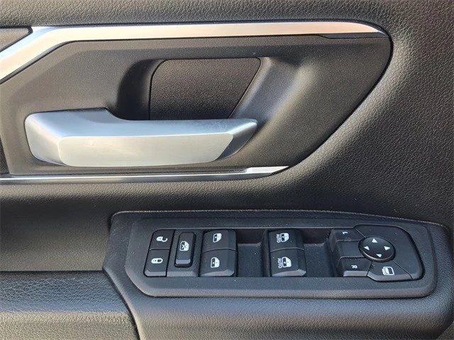2025 Ram 1500 2nd Gen - Image 17 of 21