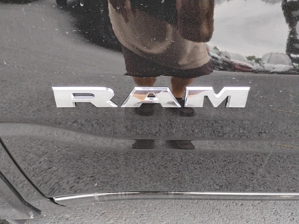 2025 Ram 1500 2nd Gen - Image 10 of 12