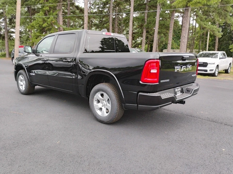 2025 Ram 1500 2nd Gen - Image 7 of 12