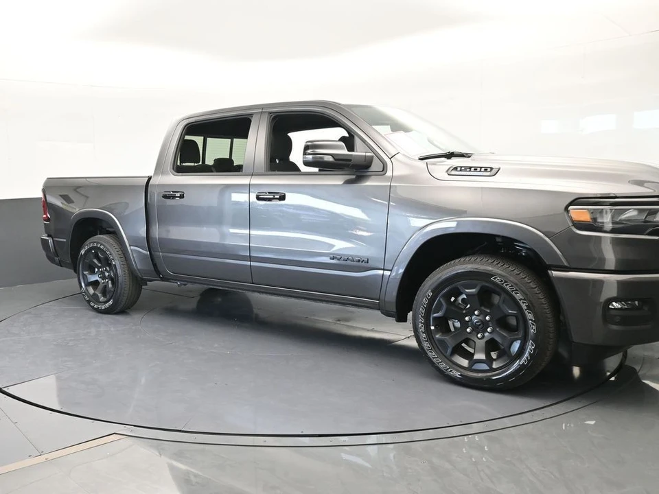 2025 Ram 1500 2nd Gen - Image 8 of 12