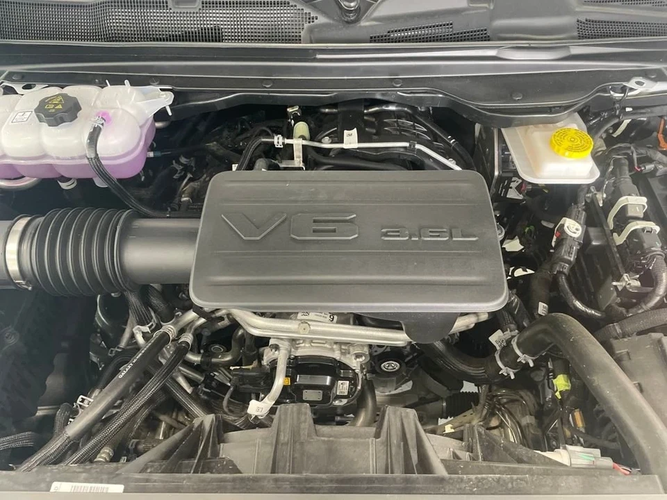 2025 Ram 1500 2nd Gen - Image 9 of 12