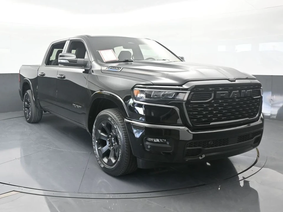 2025 Ram 1500 2nd Gen - Image 9 of 12